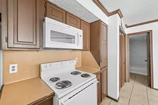2314 Bamboo Dr, Arlington, TX 76006 - Photo 12