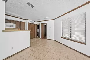 2314 Bamboo Dr, Arlington, TX 76006 - Photo 10