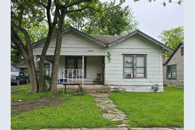 607 Moran Street, Gainesville, TX 76240 - Photo 1