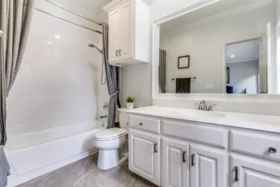 4150 Towne Green Circle, Addison, TX 75001 - Photo 18