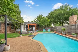 2108 Oakmeadow Pl, Bedford, TX 76021 - Photo 24