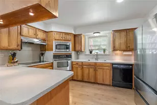 2108 Oakmeadow Pl, Bedford, TX 76021 - Photo 8