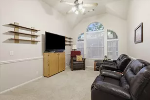 1811 Clear Summit Ln, Mansfield, TX 76063 - Photo 10