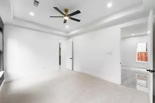 404 Pecan Dr, Dallas, TX 75203 - Photo 24
