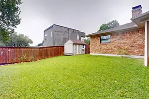 1402 Canadian Cir, Grand Prairie, TX 75050 - Photo 40