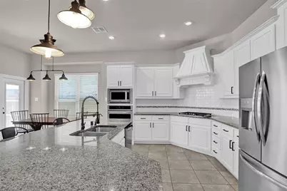 10613 Fort Davis Place, McKinney, TX 75071 - Photo 4