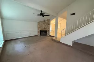 6011 Parkmeadow Dr, Arlington, TX 76018 - Photo 2