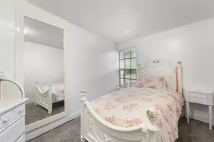 6000 Forest Hill Dr, Forest Hill, TX 76119 - Photo 12