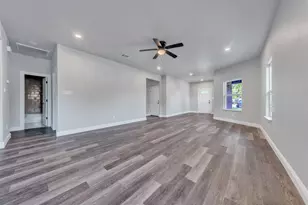 303 Pemberton St, White Settlement, TX 76108 - Photo 4