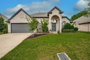 10009 White Ln, Irving, TX 75063 - Photo 1
