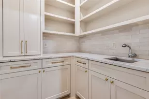 4207 Bonham St, Dallas, TX 75229 - Photo 18