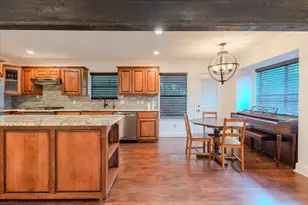 504 Bluebird Ln, Red Oak, TX 75154 - Photo 6