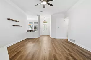 2801 Buena Vista Ct, Carrollton, TX 75007 - Photo 8