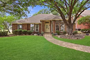 2801 Buena Vista Ct, Carrollton, TX 75007 - Photo 2