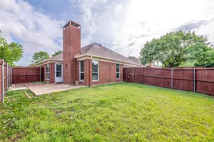 207 Meredith Ct, Irving, TX 75063 - Photo 26