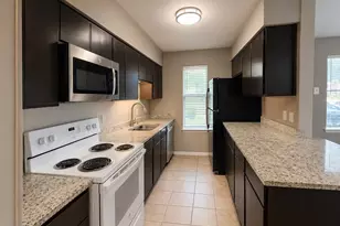 921 W Rochelle Rd, Irving, TX 75062 - Photo 4