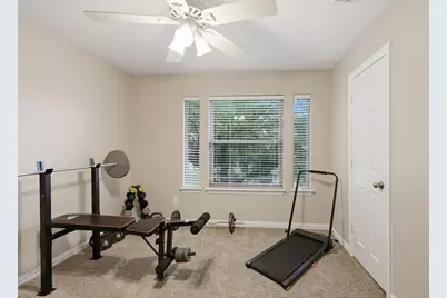 6974 Shoreview, Grand Prairie, TX 75054 - Photo 32