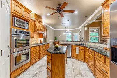 136 Oakwood Court, Lakeside, TX 76135 - Photo 4