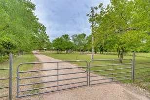 5115 County Rd 423, Grandview, TX 76050 - Photo 24
