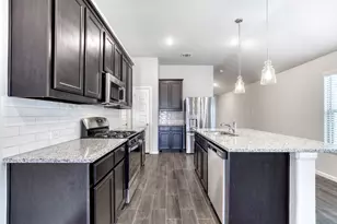 7108 Calshot Rd, Pilot Point, TX 76258 - Photo 10