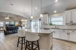 121 Rosemary Dr, Azle, TX 76020 - Photo 10