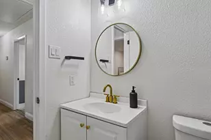 813 Oakbluff Dr, Lancaster, TX 75146 - Photo 28