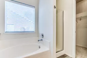 320 Cookston Ln, Royse City, TX 75189 - Photo 8