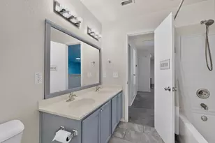 1333 Lauren Dr, Burleson, TX 76028 - Photo 24