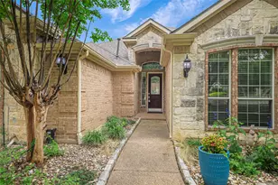 10302 Broadmoor Ln, Rowlett, TX 75089 - Photo 4