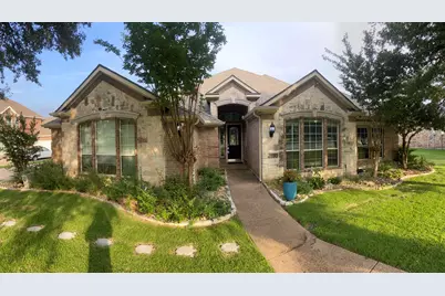 10302 Broadmoor Lane, Rowlett, TX 75089 - Photo 2