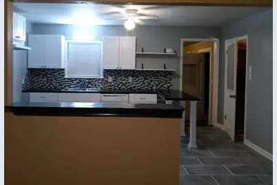 112 E Hill Street, Hamilton, TX 76531 - Photo 2
