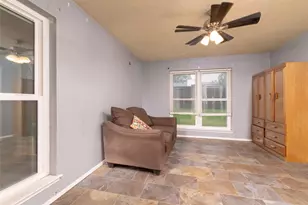 400 Indian Crest Dr, Saginaw, TX 76179 - Photo 10