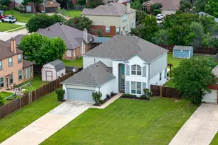 702 River Oak Way, Lake Dallas, TX 75065 - Photo 2