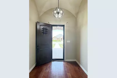 373 Mill Creek Drive, Abilene, TX 79602 - Photo 4
