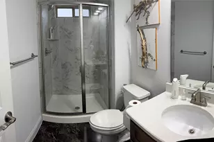 12513 Royal Oaks Ln, Farmers Branch, TX 75234 - Photo 12