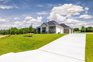 104 Oak Mdw Ln, Weatherford, TX 76085 - Photo 26
