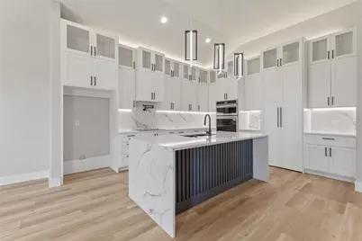 1736 Stoneman Street, Dallas, TX 75215 - Photo 1