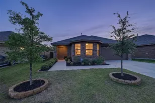 16705 Porterfield Ln, Justin, TX 76247 - Photo 2