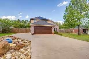 346 Dalhart Dr, Weatherford, TX 76086 - Photo 2