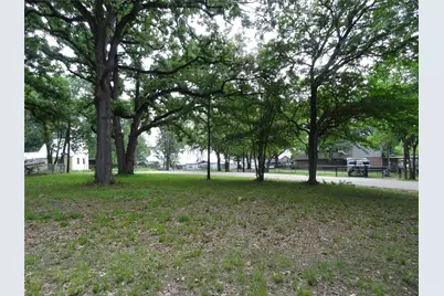 106 Lakewood Drive, Mabank, TX 75156 - Photo 1