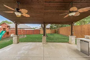 1605 Tree Line Rd, Flower Mound, TX 75028 - Photo 4