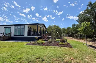 213 Meadow Pond Ct, Runaway Bay, TX 76426 - Photo 24