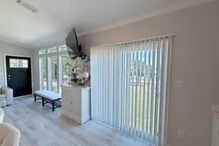 213 Meadow Pond Ct, Runaway Bay, TX 76426 - Photo 14