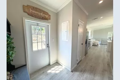 213 Meadow Pond Court, Runaway Bay, TX 76426 - Photo 18