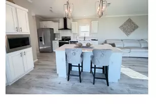 213 Meadow Pond Ct, Runaway Bay, TX 76426 - Photo 16