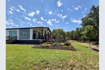 213 Meadow Pond Court, Runaway Bay, TX 76426 - Photo 24