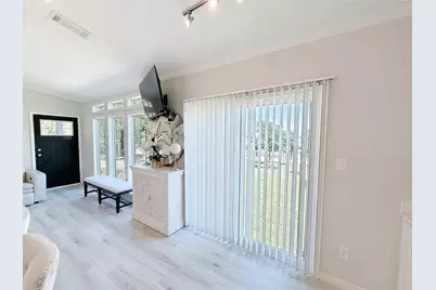 213 Meadow Pond Court, Runaway Bay, TX 76426 - Photo 4
