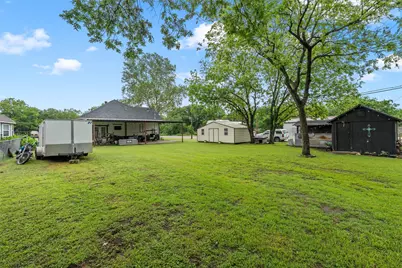 201 W Pecan Street, West, TX 76691 - Photo 14