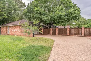 2609 Shadow Ridge Dr, Arlington, TX 76006 - Photo 4