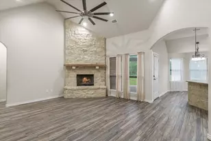 2001 Chapel Creek Dr, Kaufman, TX 75142 - Photo 14